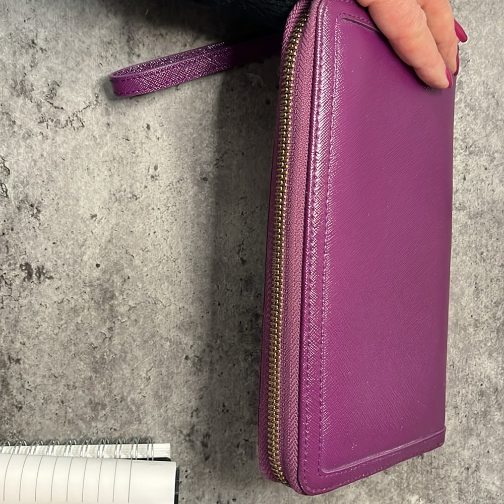 Halogen- wallet - Picture 9 of 9